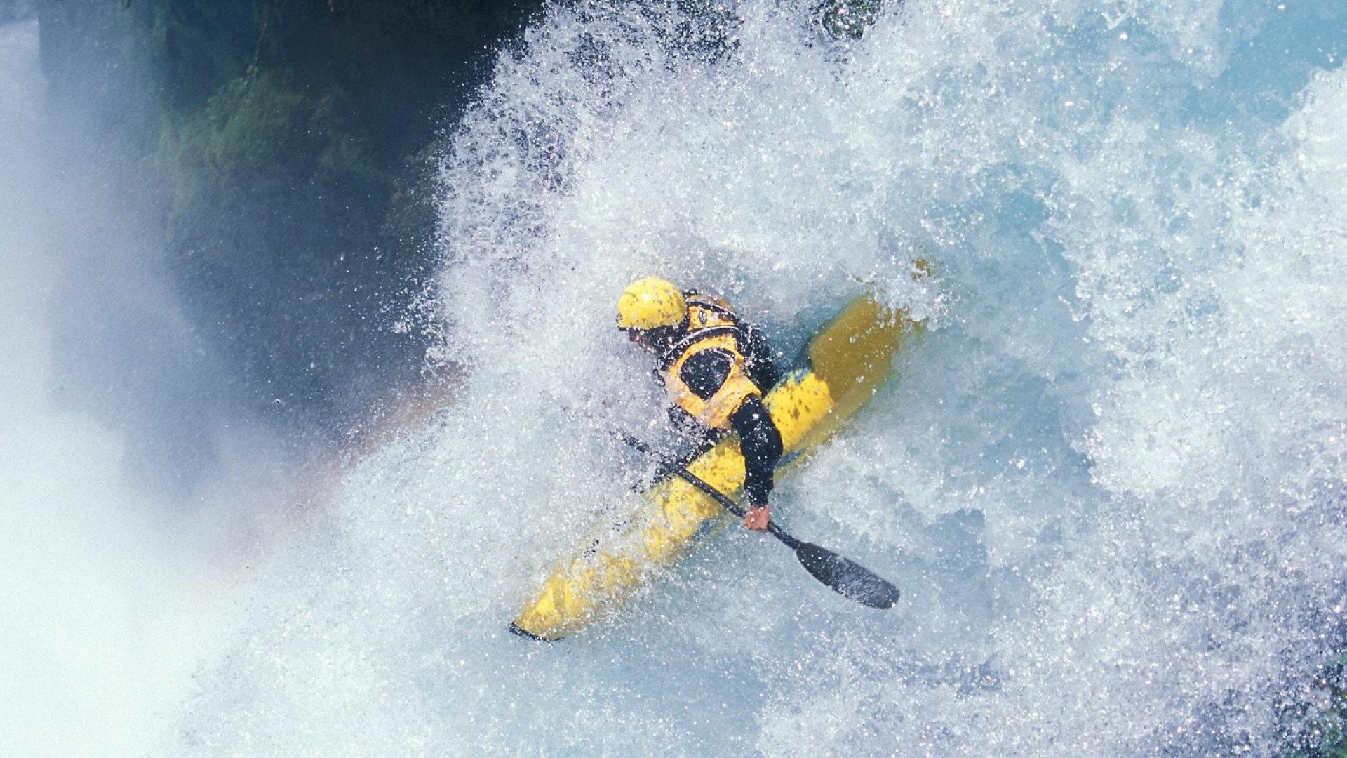 开云全站下载-CS2 NaVi状态回暖 小组赛三战全胜，csgo2v2